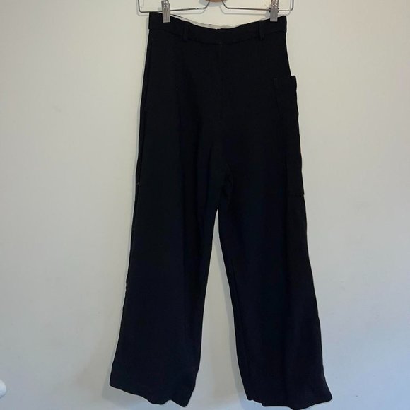 SS19 Black Studio Nicholson Cropped Trousers with asymmetrical pocket - Picture 2 of 4
